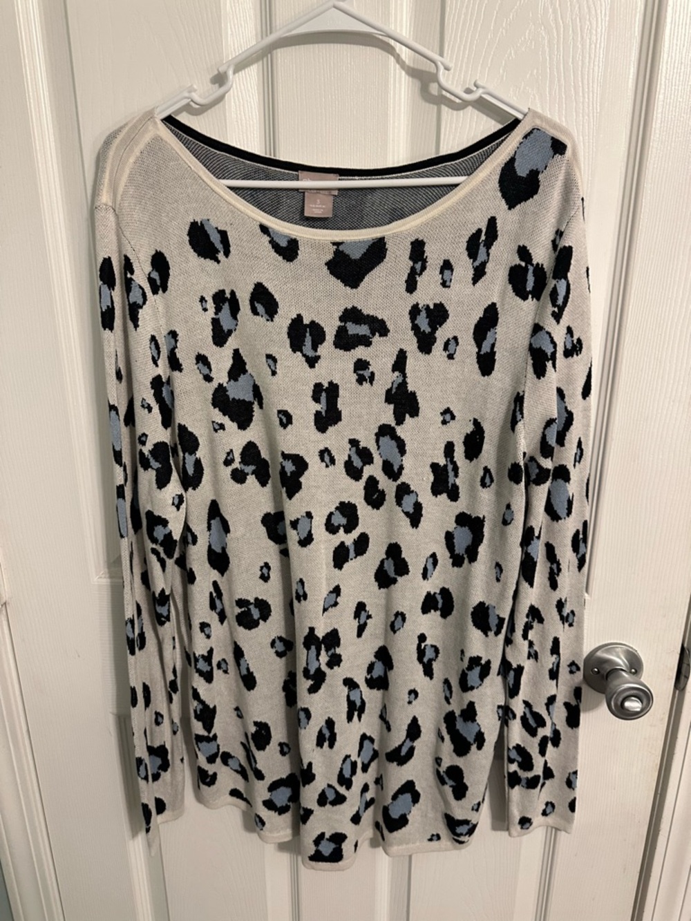 Chico's Cream Scoop Neck Sweater with Black and Light Blue Leopard Spots